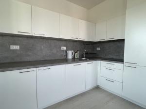 Pronájem bytu 3+kk, Praha - Hlubočepy, Wassermannova, 71 m2