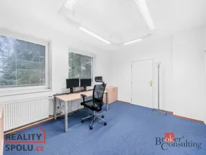 Prodej kanceláře, Průhonice, U Křížku, 447 m2