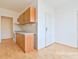 Pronájem bytu 2+1, Šlapanice, Brněnská, 58 m2