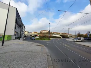 Pronájem komerčního pozemku, Praha, 148 m2