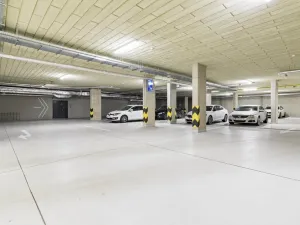 Pronájem bytu 2+kk, Praha - Smíchov, Holečkova, 180 m2