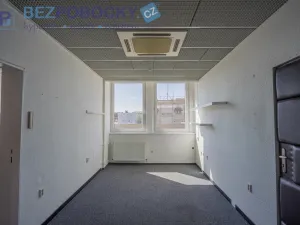 Pronájem kanceláře, Havlíčkův Brod, Havlíčkovo náměstí, 1200 m2