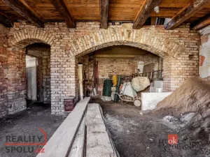 Prodej rodinného domu, Úsobí, 395 m2