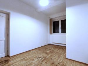 Pronájem bytu 4+1, Praha - Dejvice, Fetrovská, 90 m2