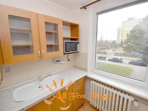 Pronájem bytu 1+kk, Praha - Chodov, Valentova, 30 m2