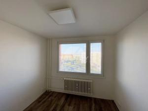 Pronájem bytu 3+kk, Praha - Kobylisy, Rajmonova, 75 m2