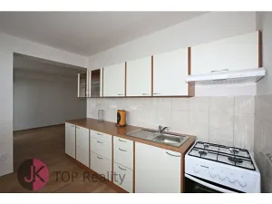 Pronájem bytu 2+kk, Kralupy nad Vltavou, sídl. Hůrka, 60 m2