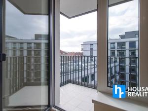 Pronájem bytu 2+kk, Praha - Vysočany, Kolbenova, 59 m2