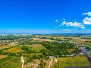 Prodej komerčního pozemku, Praha - Kunratice, Kunratická spojka, 9768 m2