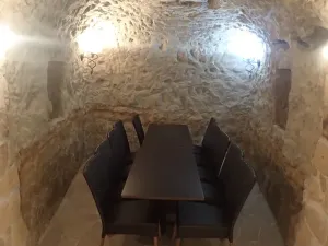 Pronájem restaurace, Mnichovo Hradiště, Masarykovo náměstí, 350 m2