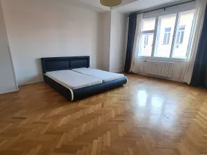 Pronájem bytu 2+1, Praha - Staré Město, Celetná, 68 m2