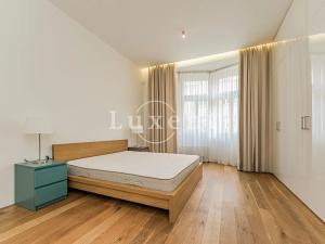 Pronájem bytu 3+kk, Praha - Vinohrady, Laubova, 114 m2