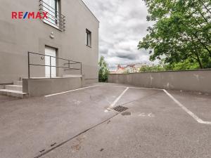 Pronájem bytu 1+kk, Praha - Vinohrady, Perucká, 28 m2