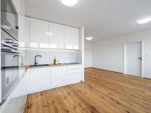 Prodej bytu 3+kk, Praha - Záběhlice, Zvonková, 64 m2