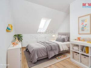 Prodej bytu 3+kk, Třebechovice pod Orebem, Masarykovo náměstí, 93 m2