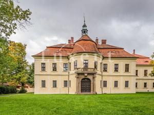 Prodej domu, Mirošov, náměstí Míru, 1364 m2