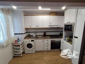 Prodej bytu 3+kk, Torrevieja, Španělsko, 66 m2