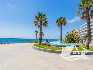 Prodej bytu 3+kk, Torrevieja, Španělsko, 61 m2