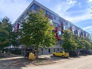 Prodej bytu 2+kk, Praha - Prosek, Trmická, 55 m2