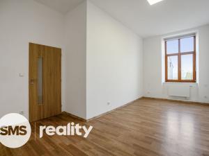 Pronájem bytu 3+kk, Opava - Město, Nákladní, 81 m2