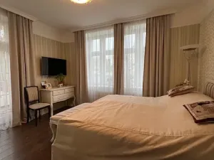 Prodej bytu 2+kk, Karlovy Vary, Poděbradská, 80 m2