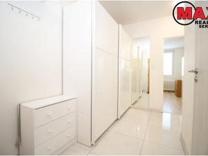 Pronájem bytu 2+kk, Praha - Bohnice, Čimická, 44 m2