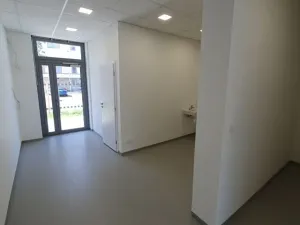 Pronájem obchodního prostoru, Kroměříž, Gen. Šišky, 69 m2