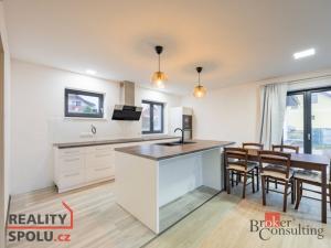 Prodej rodinného domu, Helvíkovice, 198 m2