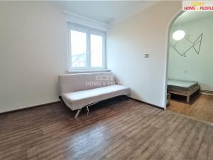 Prodej bytu 2+kk, Cheb, 17. listopadu, 34 m2