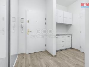 Prodej bytu 2+kk, Praha, Pacholíkova, 73 m2