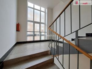 Prodej bytu 2+1, Praha - Strašnice, Na stezce, 62 m2