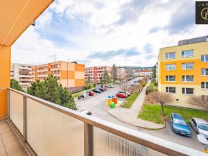 Prodej bytu 3+1, Jince, Zborovská, 65 m2