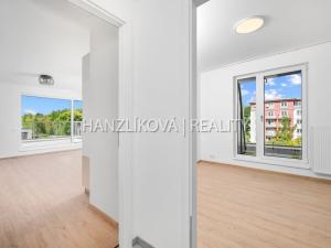 Prodej bytu 3+kk, České Budějovice - České Budějovice 2, Branišovská, 70 m2