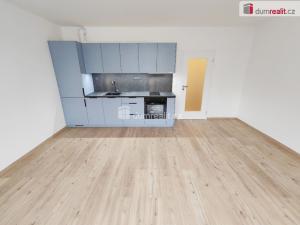 Pronájem bytu 1+kk, Praha - Kbely, Sedlářova, 36 m2