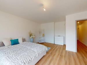 Prodej bytu 4+kk, Hostěnice, 96 m2