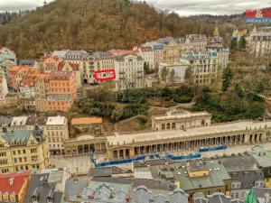 Pronájem obchodního prostoru, Karlovy Vary, Zámecký vrch, 365 m2