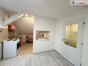 Pronájem bytu 2+1, Bystřany - Světice, Pražská, 65 m2