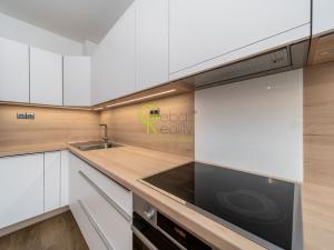 Pronájem bytu 3+kk, Praha - Kbely, Herlíkovická, 77 m2