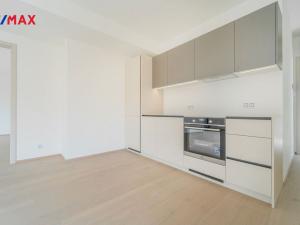 Prodej bytu 2+kk, Praha - Libeň, Kotlaska, 69 m2