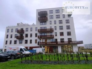 Pronájem bytu 1+kk, Praha - Dolní Měcholupy, 40 m2