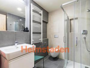 Pronájem bytu 2+kk, Praha - Holešovice, Vrbenského, 53 m2