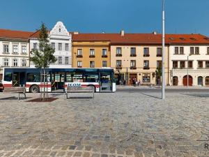 Pronájem bytu 2+kk, Třebíč - Vnitřní Město, Karlovo nám., 116 m2