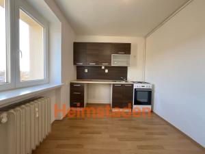 Pronájem bytu 1+1, Havířov - Šumbark, Opletalova, 28 m2