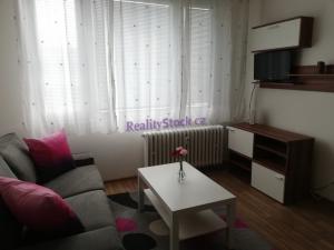 Pronájem bytu 2+kk, Praha - Krč, Hurbanova, 39 m2