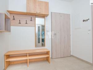 Pronájem bytu 2+kk, Liberec - Liberec II-Nové Město, Papírová, 72 m2