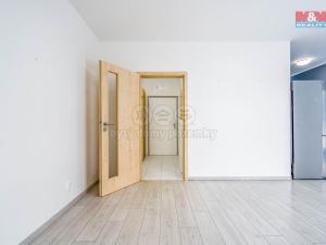 Prodej bytu 1+kk, Praha - Horní Měcholupy, Hornoměcholupská, 32 m2