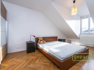 Prodej bytu 2+kk, Praha - Vršovice, Orelská, 59 m2