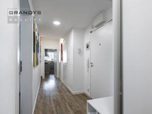 Prodej bytu 3+kk, Praha - Horní Měcholupy, Padovská, 101 m2