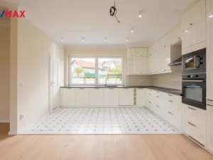 Prodej rodinného domu, Jenišov - Pod Rohem, Horská, 178 m2