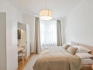 Prodej bytu 2+kk, Praha - Nové Město, Školská, 38 m2